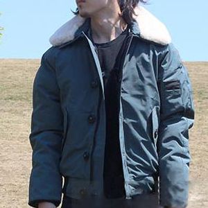 Fashion Winter Down Jacket Mens Warm Parkas Designer Men Bomber Jackets Outerwear S533 Outdoor Fur Coats for Male Online