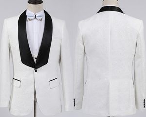 Nowa Moda White Groom Tuxedos Groomsmen One Button Szal Kołnierz Najlepszy Mężczyzna Garnitur Męskie Garnitury Męskie Garnitury (Kurtka + Spodnie + Kamizelka + muszka)