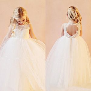 Lace Flower Girl Dress Wedding Guest Goods Backless Lace Tulle Floor Length Ball Gown Kids First Communion Klänningar Anpassad