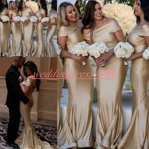 シンプルなスタイルのゴールドロングアラビア人魚の花嫁介添人ドレスのサテンのメイドのイブニングパーティーガウンフォーマルウエディングドレス結婚式のゲストウェア