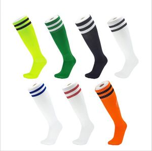 Skarpety piłkarskie Męskie Sporty Athletic Knee Wysokie Skarpety Paski Casual Pończochy Calnicy Calniki Moda Hosiery Anklet Mężczyźni Underwears B5405