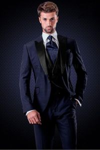 Fashion Navy Blue Slim Fit Groom Tuxedos Utmärkt Groomsman Bröllopsklänning Män Formell Business Prom Party Suit (Jacka + Byxor + Tie + Vest) 2086