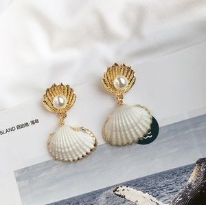 Wholesale-Shell Earrings Girls Cute Pearl Bead Earrings Ornaments Frosty Style Decorations Personality Fashion Earrings