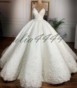 Vestidos de Noiva 2019 Lyxiga arabiska bröllopsklänningar sa Mahamaid Spaghetti Ärmlös Öppna Back 3D Floral Cathedral Bridal Gowns
