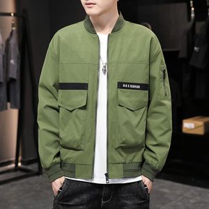 2020 Jaqueta de moda masculino colarinho de beisebol ristos de listras casaco de vento masculino verde preto grande bolso de roupa de tecnologia