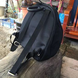 Klasik ünlü moda c mini siyah sırt çantası 2 renk logo seyahat çantası vintage stil organizatör