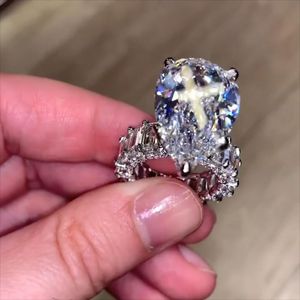 10CT Big Diamond Pierścień Vintage Biżuteria Sterling Silver Unikalny Koktajl Gruszka Cut White Topaz Gemstones Women Wedding Engagement Band Ring