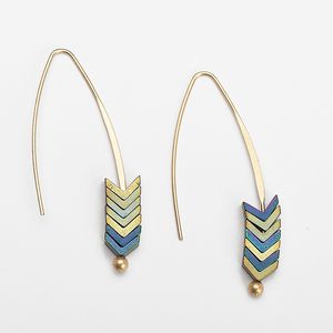 Wholesale- Gold Alloy Multi Color Natural Stone Geometry Arrow Shape Stud Earrings For Women Jewelry Gifts Mix Colors