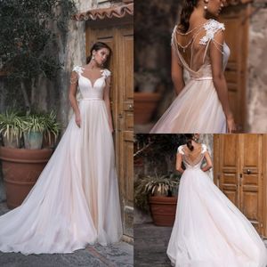 Skromna linia Suknie ślubne Klejnot z krótkim rękawem Backless Lace Aplikacja Tassel Frezowanie Sash Suknie Ślubne Sweep Train Robe de Mariée