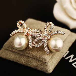 Fashion exquisite zircon bow pearl Stud earrings high-grade 18K gold-plated hypoallergenic female cute girl earrings