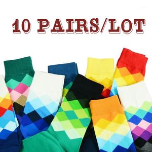 Pamuk Erkekler Çorap Desen Ekose Ekip Renkli Komik Mutlu Çorap 10 Çift / grup Serin Adam Sox Hediye Uzun Harajuku Tasarımcı Calcetines1