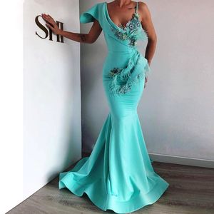 Turquesa Muçulmano Evening prom Vestidos 2019 Sereia Com Decote Em V Pena Cristais applique Islâmico Dubai Saudita Árabe Longo Formal Vestido de Noite