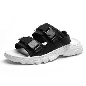 Men Summer Sandals Hollow Out Ankle-Wrap Shoes Leisure Buckle Straps Rugged Sandals Black Fashion Slippers Casual Beach Shoes