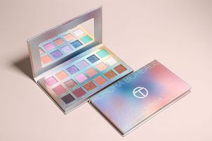 O.two.o 18 kolorów palety cienia do oczu pigmentowany proszek łatwy do mieszania bogaty kolor Aurora Borealis Eyeshadow Makeup