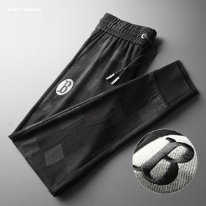 Mens Broder Broderi Stitching Casual Pants Nya Drawstring Sportbyxor Män High Street Fashion Side Plaid Designer Joggers