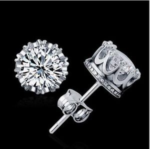 Stud 2020 Ny design 925 Sterling Silver Cz Diamond Crown Studörhängen Fashion Jewelry Beautiful Wedding / Engagement Gift Free Frakt