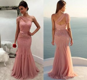 2019 Ny design Dusty Rose Formal Dresses Evening Wear One Shoulder Beaded Mermaid Long Arabic Prom Party Special Occasion Grows Billiga