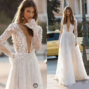 Elegant Deep V Neck Wedding Dresses Sexy Backless A Line 3D Flora Lace Appliques Long Sleeve Beach Garden Bridal Gown Custom Made