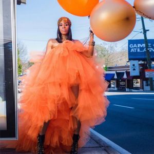 African Orange Tutu Prom Klänningar Strapless Tiered Tulle Hög Låg Klänningar Kväll Blad Billiga Puffy Yong Girls Cocktail Dress Ball Gowns