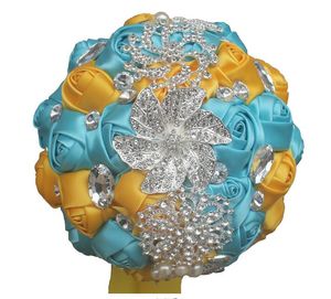 Luksusowe Rhinestone Soft Satin Buquets Dekoracje Ślubne Handmade Kwiaty Kryształ Bridal Holding Bukiet Broszka Ślub Sztuczne