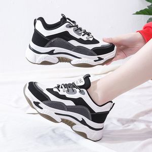 Tênis Feminino 2020 Novo Estilo Esportivo Panda Dad Tênis Feminino Vermelho Casual Versátil INS Extra Alto Sapatos Femininos