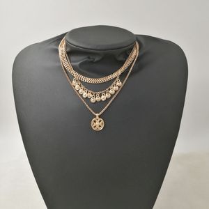 Mode Märke Punk Metal Chain Coin Chokers Halsband för kvinnor Vintage Smycken Guld Kors Hängen Halsband Chunky Necklace