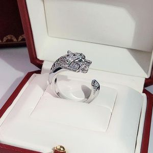 Persönlichkeit herrschsüchtig Leopard-Armband Ring der Frauen Heißes Geld freie Luxurious Tanz-Armband Geben Geschenke Goldene Ringe Versand