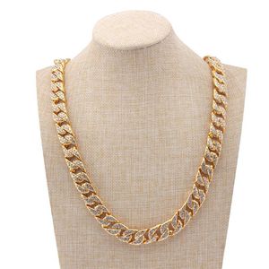 Ny Iced Out Zircon Necklace Chain Hip Hop Bling Chains Smycken Män Koppar Material Cz Clasp Halsband