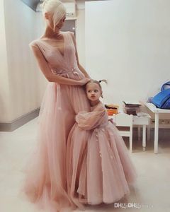 Mother Daughter Princess Pink Tulle Long Sleeves Ball Gown Flower Girl Dresses 2019 V Neck New Mother Of Bride Dresses