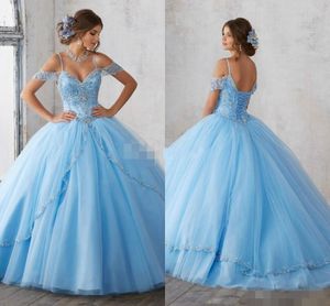 Платье Quinceanera с открытыми плечами и голубым небом Бальное платье с бисером и бретельками с короткими рукавами Торжественное платье Sweet 16 День рождения