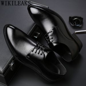 Black Men Suit Shoes Party Men's Dress Shoes Italian Leather Zapatos Hombre Formal Shoes Men Office Sapato Masculino