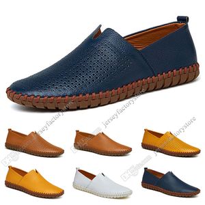 New Hot Fashion 38-50 EUR Nya Mäns Läder Skor Skor Candy Färger Överhos Brittiska Casual Skor Gratis Frakt Espadrilles Fyrtio