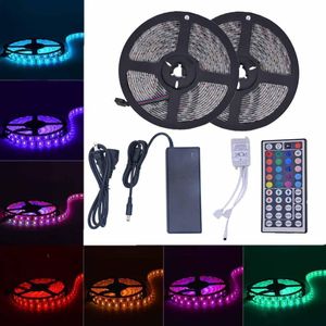 LED Şerit Işıkları SMD5050 Su Geçirmez 32.8 FT (10 M) 300LEDS RGB 30LEDS / M ile 44key IR Denetleyici DC12V TV Arka Işık Için Güç Kaynağı