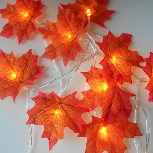 LED Maple Leaf Strings Tack Giving Day Holiday Lighting Home Courtyard Juldekoration Lights String