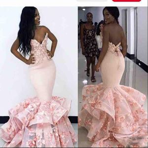 2K19 Mermaid Prom Dresses Flora Appliques Backless Evening Gowns Sweetheart Lace Bottom Tiered South African Cocktail Party Dress