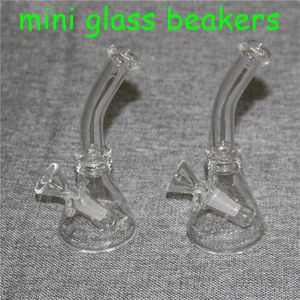 Heißer Verkauf Mini-Glasbecher Bongs Glasbong Dab Rig Wasserbongs Dab Rigs mit 10-mm-Glasschalen