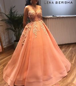 2019 Arabiska Beaded Evening Dresses Spaghetti Neck Ball Gown Prom Klänning Sexig Orange Formell Party Bridesmaid Pageant Gowns