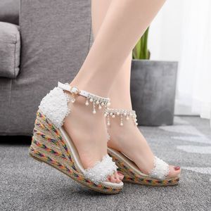 9 centímetros Peep Toe Plataforma Wedges salto alto sandálias brancas Lace Cunhas Sandals sandálias sapatos Plus Size 33-42