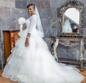 New Arrivals Cheapest Hot Tulle Ball Gown Wedding Dresses African Traditional 3/4 Long Sleeves Lace Patterns Covered Back Wedding Dresses