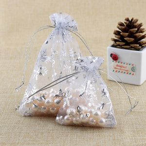 White with Snowflake drawstring Organza bags wholesale Wedding gifts Christmas Candy bags Jewelry Pouch Gift pack Package bags