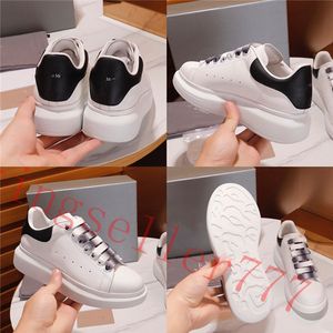 2020 NEW Men Womens Fashion White Leather Black Back Platform Shoes Flat Casual Shoes Lady Black Pink Gold Women White sneakers 35-44
