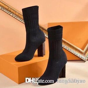 Outono Meias de Inverno Botas de Salto Heeled Fashion Sexy Malha Elástica Boot Designer Alfabética Mulheres Sapatos Senhora Letra Espessa Salto alto Grande tamanho 35 ----- 42 US4-US11 com caixa