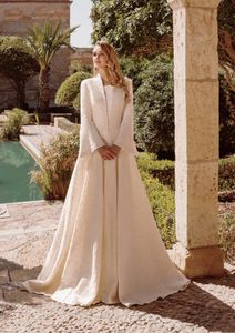 Suknie ślubne Osłona kolumna Bridal Długie Rękawy z kurtką Cape Suknie Aplikacje Petity Plus Size Custom Made
