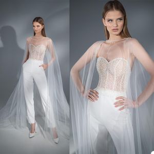 2020 Fashion Wedding Cape Beading Lace Vit Elfenben Tulle Bridal Bolero Jackor Skräddarsydd Golvlängd Långt topp Bröllopsfolie