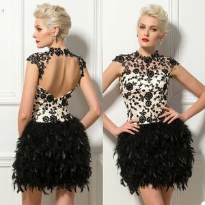 Ny designer kväll klänningar svart kort kjol spets applique fjäder prom klänning skräddarsydd gjord baklöst fest klänning