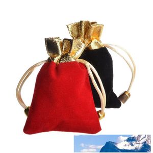 Small Velvet Jewelry Packing Bags Drawstring Pouches Wedding Gift Bags Red and Black 4 Sizes for Choose 50 Pcs Lot