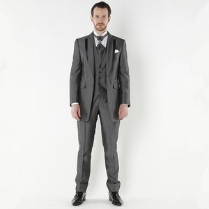 Custom Feito Groomsmen Gray Noivo TuxeDos Homens Suits de Casamento Melhor Homem Blazer Homens Homens Conjunto de 3 partes (jaqueta + calça + colete)