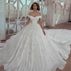 Luxury Wedding Dresses for Girls Men Women Bridal Ball Gowns Sleeveless Princess Lace Appliques Beading Bead Wedding Gowns Petites306g