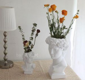David花瓶の装飾品石膏彫刻レトロな乾燥花と花の配置店のテーブル表示花瓶