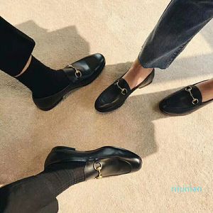 Hot sale-Mules Princetown Men Women Fur Slippers Mules Flats Genuine Leather Fashion Metal Chain Ladies Casual shoes US5-US11